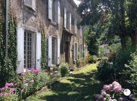 Maison de famille Victorine, hotel v destinaci Lamastre