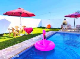 s3 avec piscine, hotell i Kelibia