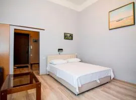 Art aparment near Mikhailivsky Cathedral