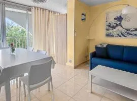 T2, Calme & lumineux, au bout du jardin, la plage!