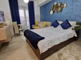 Blue Velvet Luxury Sudio near Palas Mall