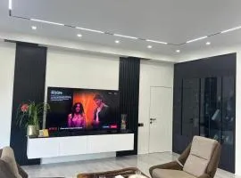 Luxury Residence in Mirabad Avenue