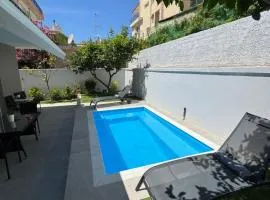 Caza pool Glyfada