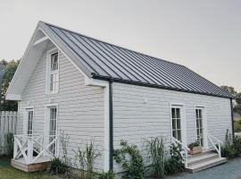 Prance namai, &delta;&iota;&alpha;&mu;έ&rho;&iota;&sigma;&mu;&alpha; &sigma;&epsilon; Plateliai