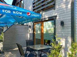 Ostrowski Zakątek Ostrowo - Domki – hotel w Ostrowie