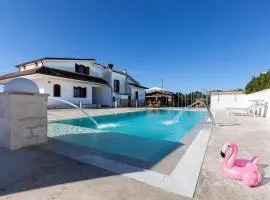 Tenuta San Cassiano With Garden And Pool - Happy Rentals