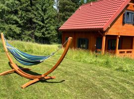 Okno na las, chal&eacute; alpino em Polanica-Zdr&oacute;j