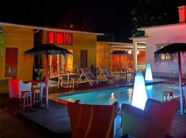 Toti guest house 3, hotel v destinaci São Tomé