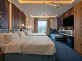 Greek House Hotel