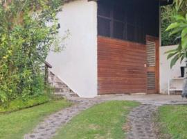 Ray's B&B, hotel v Matei