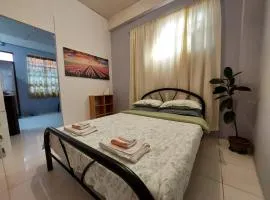 GGGO RESIDENCES, Studio 102, QUEEN