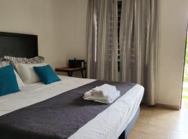 Hospedaje Parras, готель у місті Паррас-де-ла-Фуенте