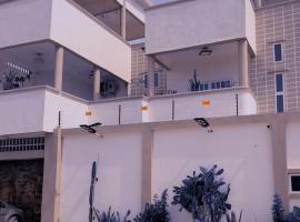 RÉSIDENCE Oluwa DAMILARE, hotel v destinaci Akraké