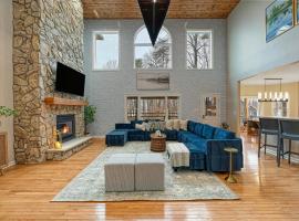 Lka Luxury Sandy Beach, Sauna, Hot Tub, Firepit, ξενοδοχείο σε Bumpass