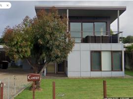 Camelot, hotel a Kingscote