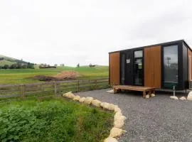 Weka Pass Cottages 2 by Tiny Away