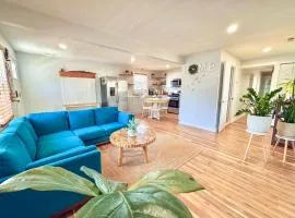 Unique Wildwood 3 BR 1,5 BA Entire House in the Heart of Wildwood!