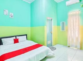 RedDoorz near RS Dr Hafiz Cianjur