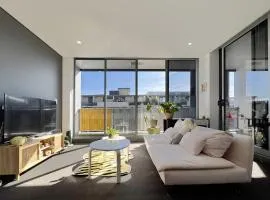 Modern 1BR at Ryde with Pool, Sauna & Gym