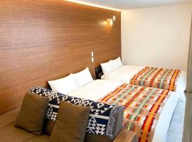 Rakuten STAY VILLA Miyakojima Maehama Beach 103 with BBQ terrace, hotel en Isla Miyako