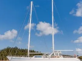 Sailing Vessel Summer Jo 2 Night Voyage, Pricing is for 2 Nights All Inclusive Food