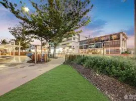 2 Bedroom - APARTMENT OPPOSITE BEACHFRONT