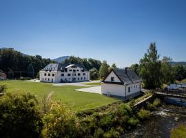 Objev Jesen&iacute;ky, Unterkunft zur Selbstverpflegung in &Scaron;umperk