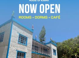 House Of Karma - Hostel in Leh, hotel sa Leh