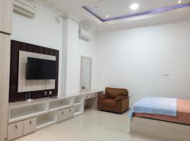 Kost Wisma Erbyta 2, aparthotel in Cilegon
