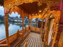 New Golden Rose Group Of Houseboats