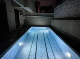 Sun and shine with Jacuzzi by VG