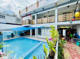 Mansion Mexicana Private Resort, hotel in Calamba