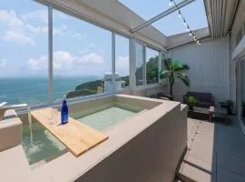 Yeosu Clermonde Pool Villa N Jacuzzi