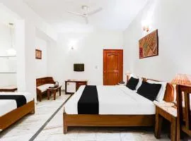 Collection O Sansarchandra Road