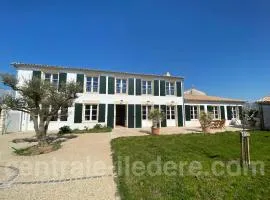 La Maison des Quatre Chemins