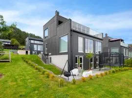 Luksuriøs enebolig, nær Ålesund