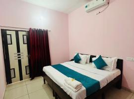 Mahadev Hotel !! Near Chandigarh Int'l Airport !, hotel in Chandigarh Airport