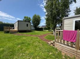 Camping L'Orée des Caps, hotel en Licques