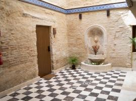 Arena Centro Rooms&Suites, by Homing U, homestay in Seville