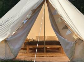 Glampingowy namiot nad Kanałem Augustowskim, luxury tent in Płaska