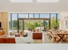 Wildwood Retreat a Luxury Vineyard Escape