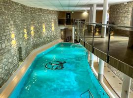 Hotel & Spa Wasserschloss Westerburg, khách sạn ở Westerburg