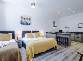 Old Bank Studio Apartments