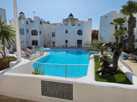 Casas Blancas Las Tortugas, hotel in Playa de las Americas