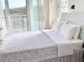 Zoe Boutique Suite