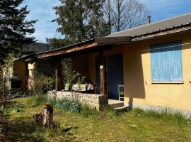 Petit Chalet De Montagne, hotel a Thorame-Basse