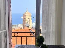 Seaview Apartment with 1 Bedroom - Next to Monaco