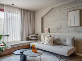 Romantic Prestige Suite