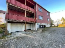 Arctic Skyview Retreat in Tromso - with parking
