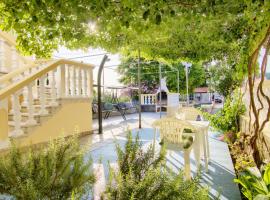 Olea House, Hotel in Lukoran
